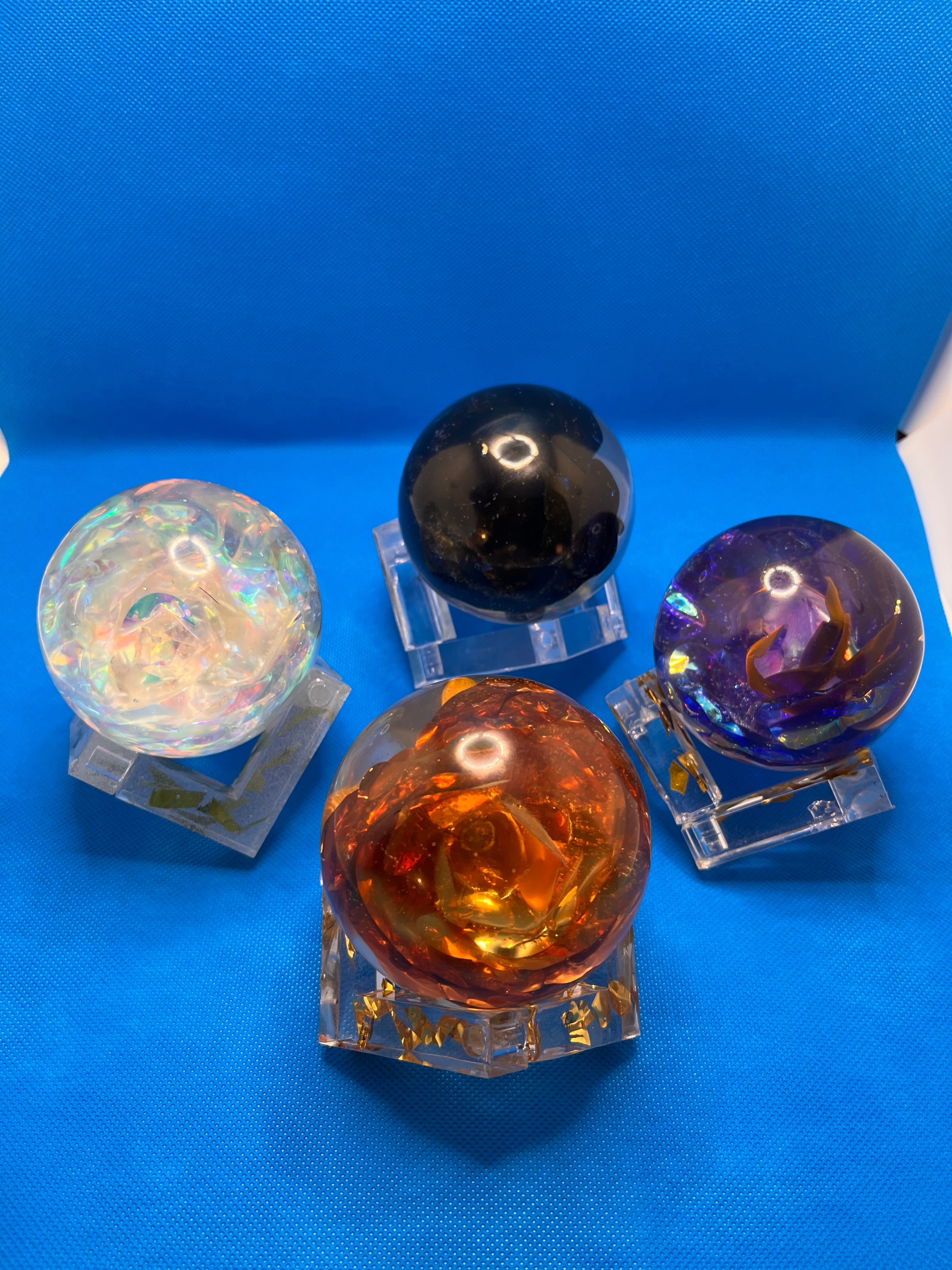 LOVE ROSES- A UNIQUE GIFT THAT WILL NEVER DIE- Regal Gifts