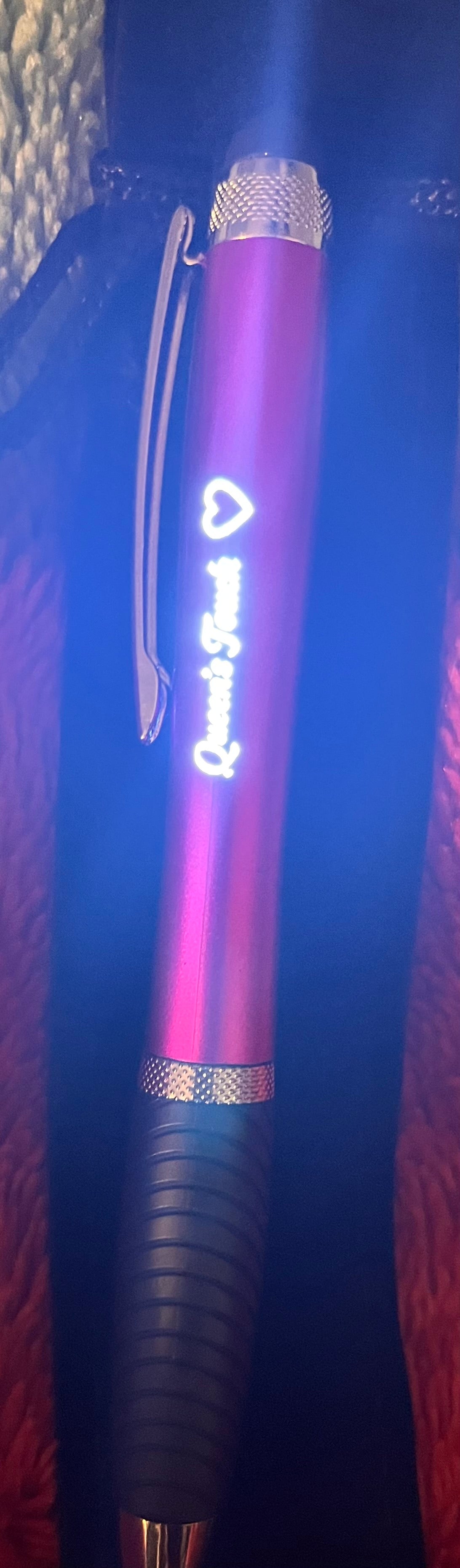 Queen's Touch Collectors Pen